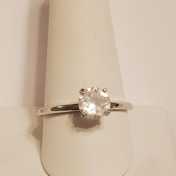 Vintage Uncas Silver Solitaire Crystal Ring - Picture 13 of 13